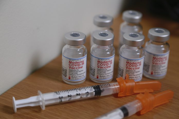 covid-19注射 莫德纳疫苗