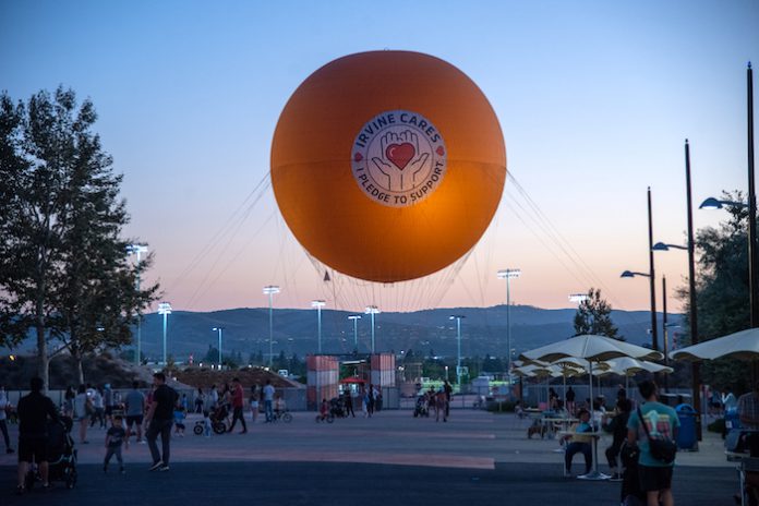 尔湾大公园。庞可阳摄Irvine mid autumn festival-21