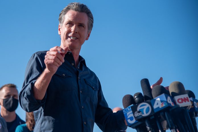 OCoilSpill Gavin Newsom_-10