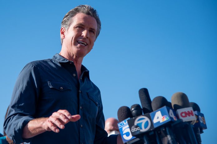 OCoilSpill Gavin Newsom_-11