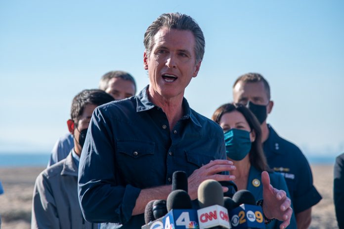 OCoilSpill Gavin Newsom_-2