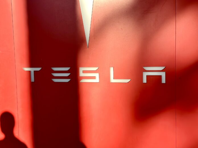 7EFB527D-71B2-4E84-B621-51F4836E84E7