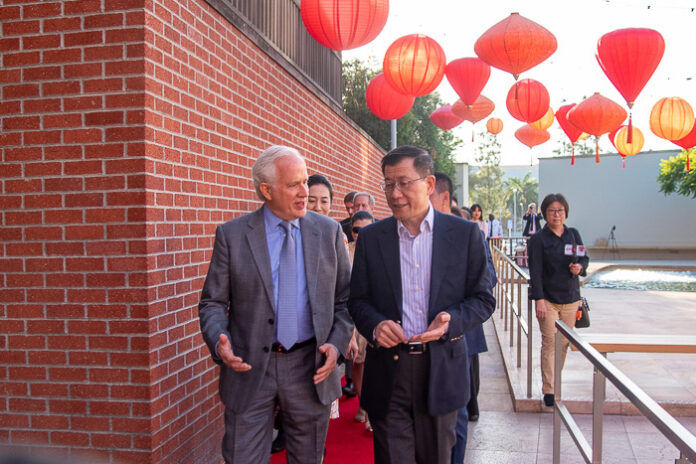 South Coast Plaza Mid Autumn Day 2023-2